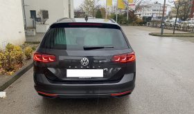 Volkswagen Passat Variant Business 2.0 TDI DSG SCR∗LED∗ACC+∗Line∗MATRIX
