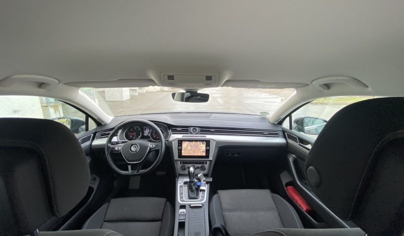 
								Volkswagen Passat Variant 2.0 TDI SCR DSG Comfortline LED∗R-Kamera∗AHK voll									