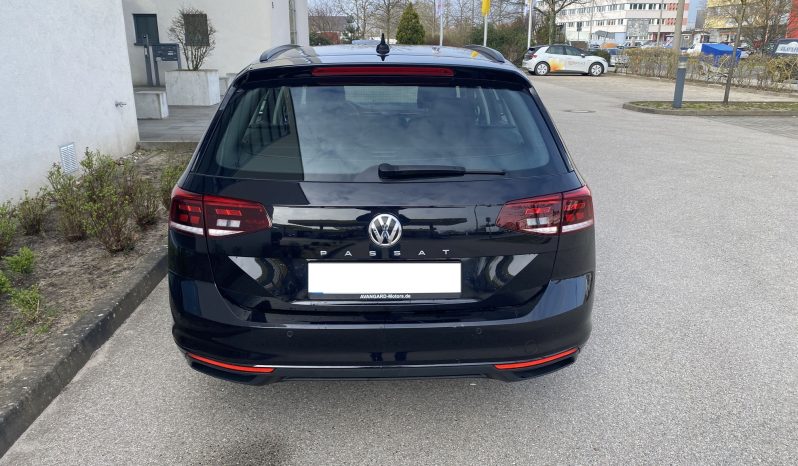 
								Volkswagen Passat Variant Busines 2.0 TDI DSG LED*Leder*R-Kamera voll									