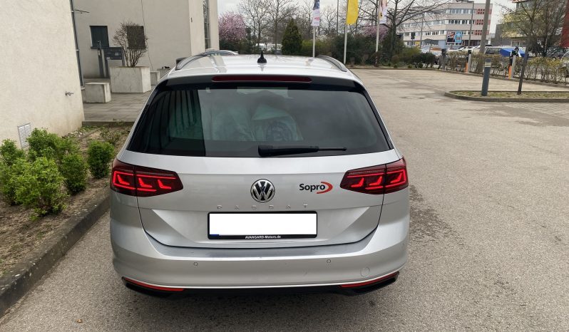 
								Volkswagen Passat Variant 2.0 TDI DSG Business*MTARIX*ACC** voll									