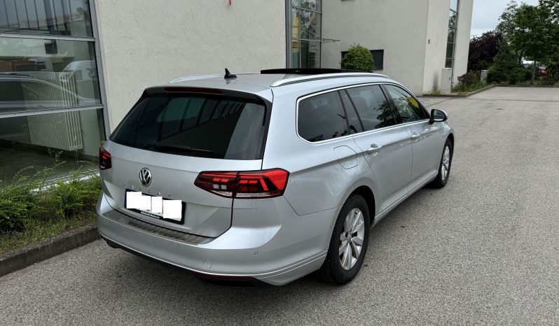 
								Volkswagen Passat Variant 2.0 TDI DSG Business ∗LED∗Pano∗ACC+∗Line∗-Kamera voll									
