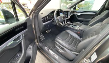 
									Volkswagen Touareg R-Line BLACK 4Motion 3.0 TDI DSG *MATRIX*HUD*360 Kam*Luft*ACC+*Line*AHK voll								