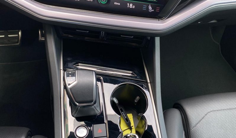 
								Volkswagen Touareg R-Line BLACK 4Motion 3.0 TDI DSG *MATRIX*HUD*360 Kam*Luft*ACC+*Line*AHK voll									