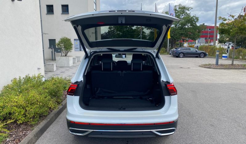 Volkswagen Tiguan Allspace Elegance 2.0 TDI DSG 4M MATRIX*7SITZ*STH*ACC+*Line*AHK