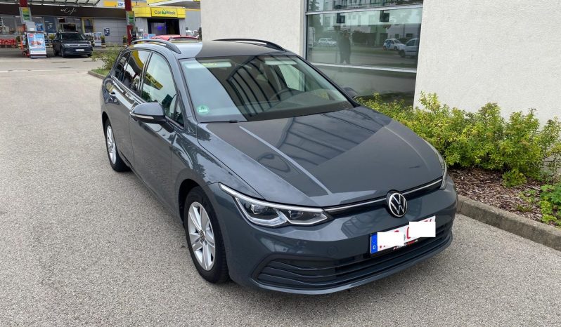 
								Volkswagen Golf VIII Variant Life 2.0 TDI DSG MATRIX*NAVI*LINE voll									