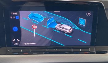 
									Volkswagen Golf VIII Variant Life 2.0 TDI DSG MATRIX*NAVI*LINE voll								