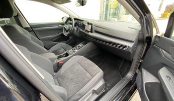 
									Volkswagen Golf VIII Variant Style 2.0 TDI DSG MATRIX*ACC+*Line*R-KAMERA voll								