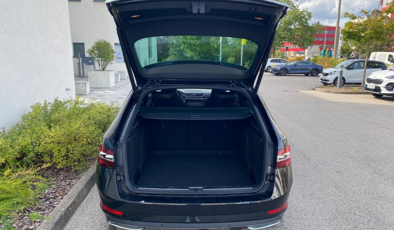 Skoda Superb Comb Sportline 2.0 TDI BI-Xenon∗ACC∗LINE∗Alcantara