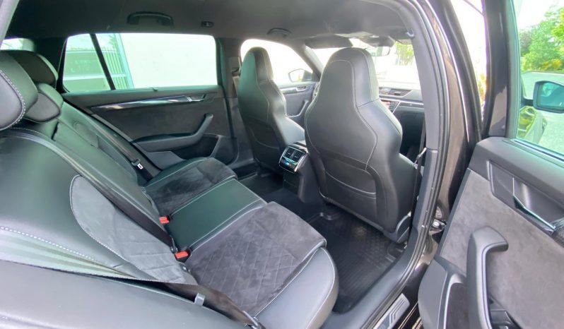 
								Skoda Superb Comb Sportline 2.0 TDI BI-Xenon∗ACC∗LINE∗Alcantara voll									