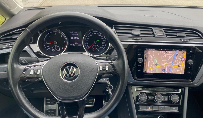 
								Volkswagen Touran Active 2.0 TDI LED*7-Sitzer*PANO*ACC+*R-Kamera*AHK voll									