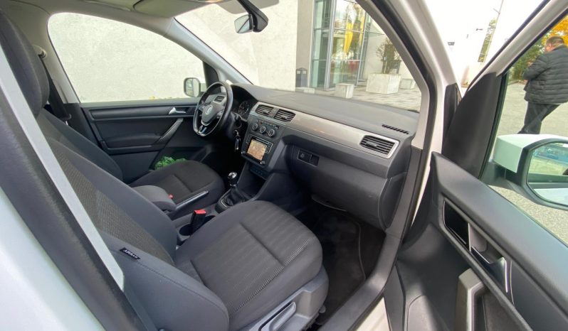 
								Volkswagen Caddy PKW Maxi Comfortline BMT 2.0 TDI NaVi*AHK*Webasto voll									