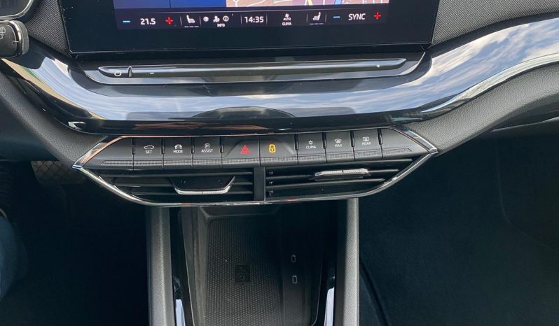 
								Skoda Octavia Limousine Style 2.0 TDI DSG MATRIX∗HUD∗ACC∗LINE voll									