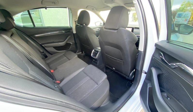 
								Skoda Octavia Limousine Style 2.0 TDI DSG MATRIX∗HUD∗ACC∗LINE voll									