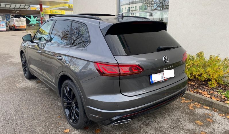 
								Volkswagen Touareg R-Line BLACK 3.0 TDI DSG 4M MATRIX*Luft*PANO*ACC+*AHK*VOLL voll									