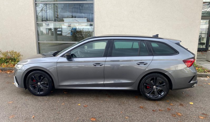 Skoda Octavia Combi RS 4×4 2.0 TDI DSG MATRIX*VIRTU*AHK*IQ