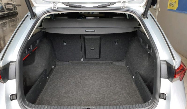 
								Skoda Octavia Combi First Edition 2.0 TDI DSG MATRIX*VIRTU*Alcantara*ACC+*Line* voll									