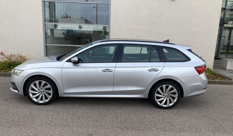 Skoda Octavia Combi First Edition 2.0 TDI DSG MATRIX*VIRTU*Alcantara*ACC+*Line*
