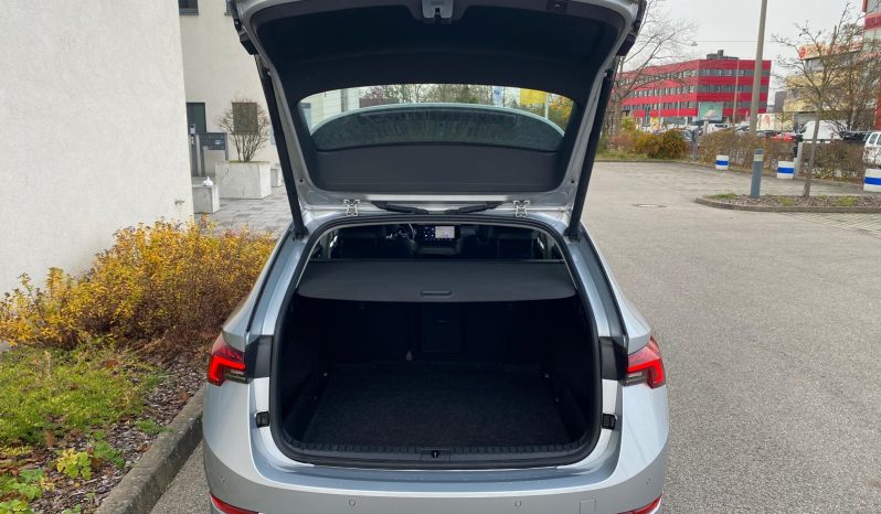 Skoda Octavia Combi First Edition 2.0 TDI DSG MATRIX*VIRTU*Alcantara*ACC+*Line*