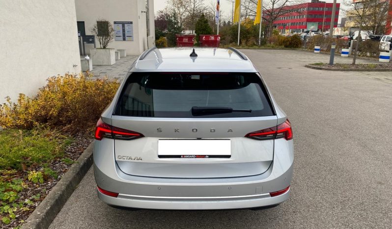 Skoda Octavia Combi First Edition 2.0 TDI DSG MATRIX*VIRTU*Alcantara*ACC+*Line*