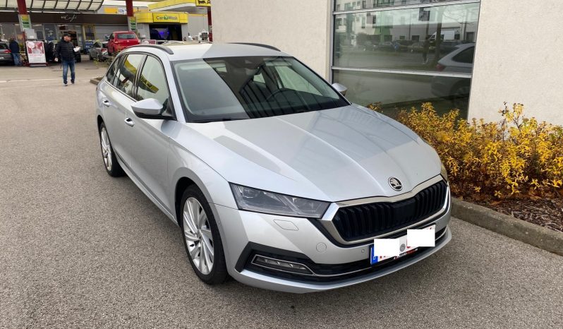 
								Skoda Octavia Combi First Edition 2.0 TDI DSG MATRIX*VIRTU*Alcantara*ACC+*Line* voll									