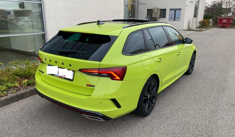 
								Skoda Octavia Combi RS 4×4 2.0 TDI DSG MATRIX*VIRTU*CANTON*PANO*HUD**AHK* voll									