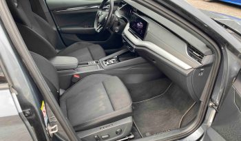 
									Skoda Octavia Combi Style SPORT2.0 TDI DSG MATRIX*VIRTU*HUD*El-Sitze*R-Kam*AHK voll								