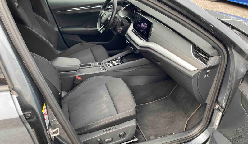 
								Skoda Octavia Combi Style SPORT2.0 TDI DSG MATRIX*VIRTU*HUD*El-Sitze*R-Kam*AHK voll									