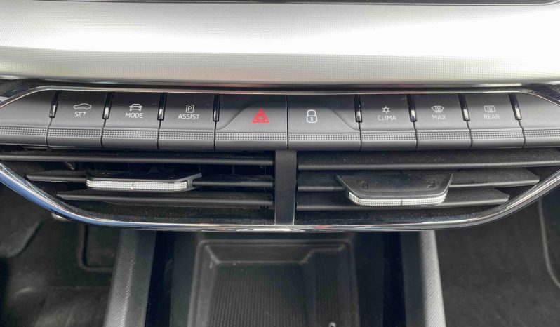 
								Skoda Octavia Combi Style SPORT2.0 TDI DSG MATRIX*VIRTU*HUD*El-Sitze*R-Kam*AHK voll									