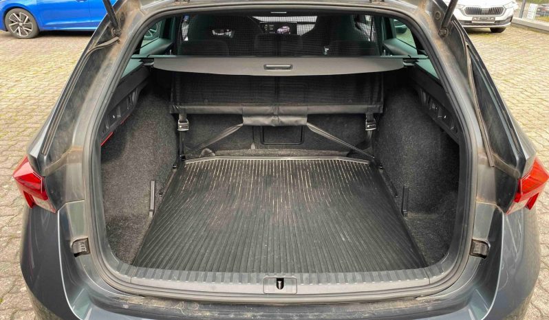 
								Skoda Octavia Combi Style SPORT2.0 TDI DSG MATRIX*VIRTU*HUD*El-Sitze*R-Kam*AHK voll									