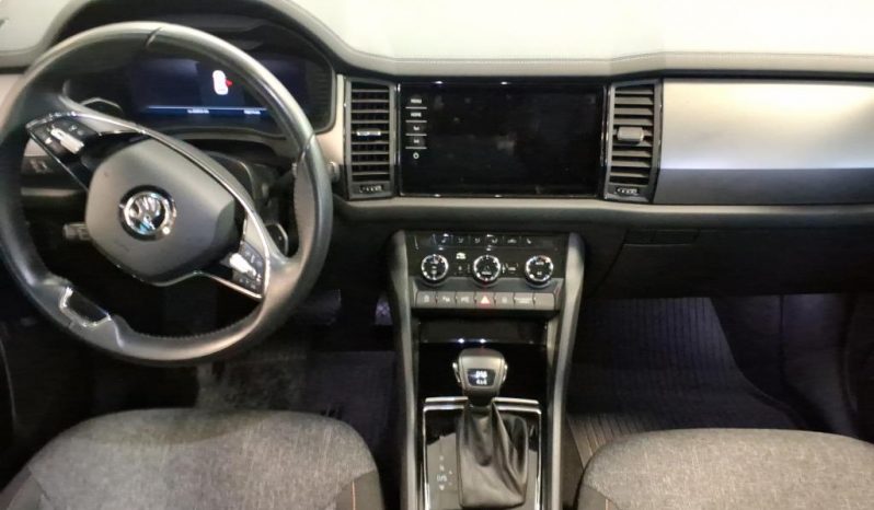 
								Škoda Kodiaq Clever 4×4 2.0 TDI MATRIX*VIRTU*StHz*Pano*7SITZ*360-Kam*AHK voll									