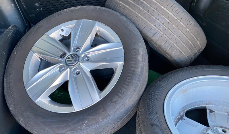 
								Volkswagen Caddy PKW Maxi Comfortline BMT 2.0 TDI NaVi*AHK*Webasto voll									