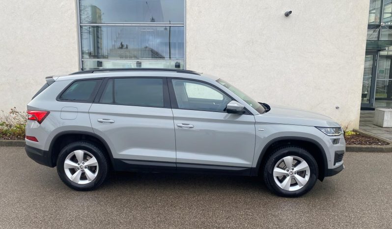 
								Škoda Kodiaq Clever 4×4 2.0 TDI MATRIX*VIRTU*StHz*Pano*7SITZ*360-Kam*AHK voll									
