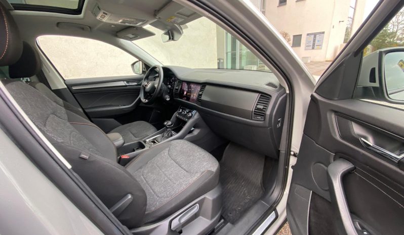 
								Škoda Kodiaq Clever 4×4 2.0 TDI MATRIX*VIRTU*StHz*Pano*7SITZ*360-Kam*AHK voll									