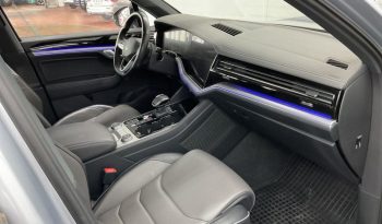 
									Volkswagen Touareg R-Line BLACK 3.0 TDI DSG 4M MATRIX*Luft*360K*ACC+*HUD*AHK voll								