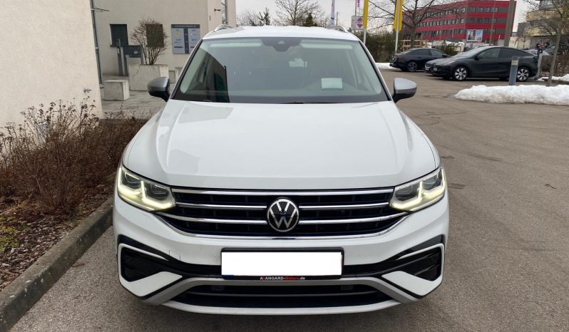 
								Volkswagen Tiguan Allspace Elegance 2.0 TDI DSG 4Motion*MATRIX*VIRTU*ACC+*HUD*StHz voll									