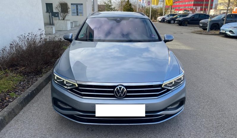 
								Volkswagen Passat Variant 2.0 TDI SCR DSG Business MATRIX*VIRTU*ACC+*Line*R-KAMERA voll									