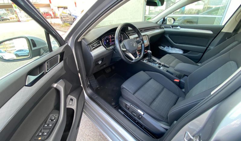 
								Volkswagen Passat Variant 2.0 TDI SCR DSG Business MATRIX*VIRTU*ACC+*Line*R-KAMERA voll									