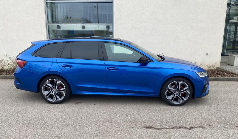 
								Skoda Octavia Combi RS 2.0 TDI DSG MATRIX*VIRTU*ACC+*Line*Pano* voll									