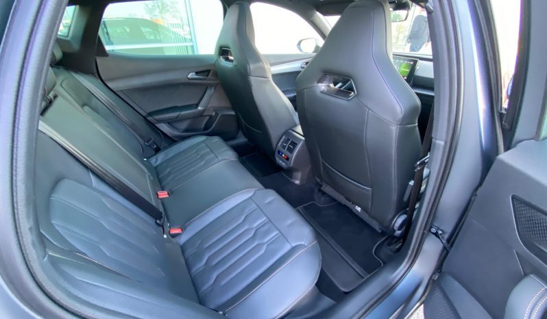 
								Cupra Formentor 2.0TDI 4Drive LED*PANO*LEDER*SOUND*R-Kam*ACC+*VOLL voll									