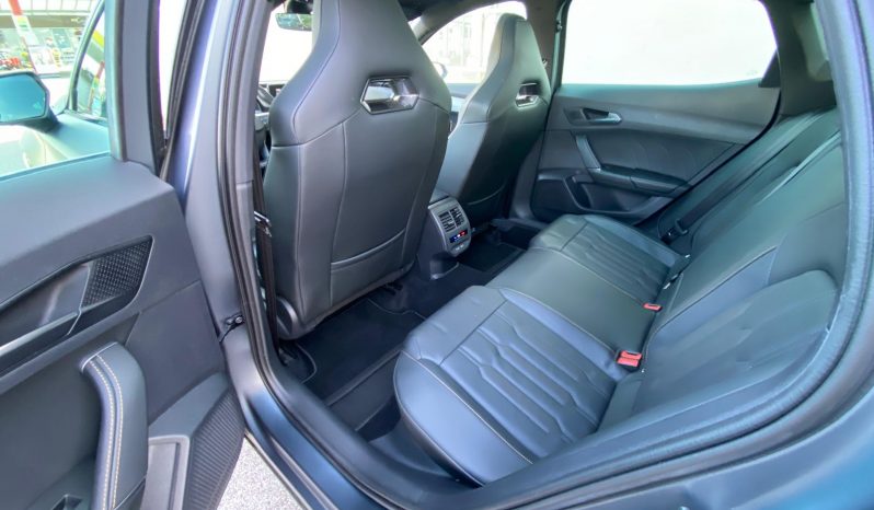 
								Cupra Formentor 2.0TDI 4Drive LED*PANO*LEDER*SOUND*R-Kam*ACC+*VOLL voll									