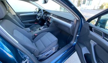 
									Volkswagen Passat Variant 2.0 TDI SCR DSG Business MATRIX*StHz*ACC+*Line*R-KAMERA voll								