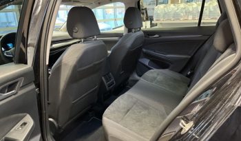 
									Volkswagen Golf VIII Variant Style 2.0TDI DSG MATRIX*VIRTU*ACC+*AHK*R-Kam voll								