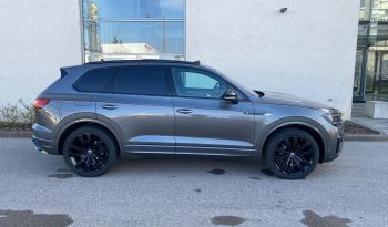 
									Volkswagen Touareg R-Line BLACK 3.0 TDI DSG 4M MATRIX*Luft*PANO*ACC+*AHK*VOLL voll								