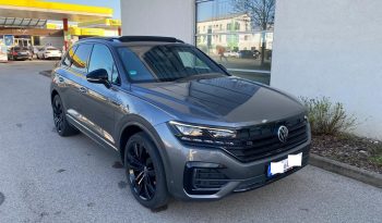 
									Volkswagen Touareg R-Line BLACK 3.0 TDI DSG 4M MATRIX*Luft*PANO*ACC+*AHK*VOLL voll								