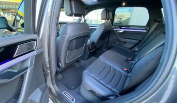 
									Volkswagen Touareg R-Line BLACK 3.0 TDI DSG 4M MATRIX*Luft*PANO*ACC+*AHK*VOLL voll								