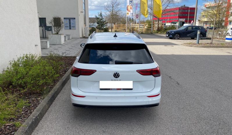 Volkswagen Golf VIII Variant Life 2.0 TDI DSG Life 2.0 TDI DSG MATRIX∗ACC+∗VIRTU∗AHK