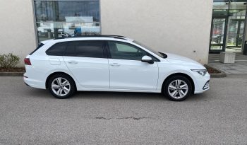 
									Volkswagen Golf VIII Variant Life 2.0 TDI DSG Life 2.0 TDI DSG MATRIX∗ACC+∗VIRTU∗AHK voll								