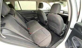 
									Volkswagen Golf VIII Variant Life 2.0 TDI DSG Life 2.0 TDI DSG MATRIX∗ACC+∗VIRTU∗AHK voll								