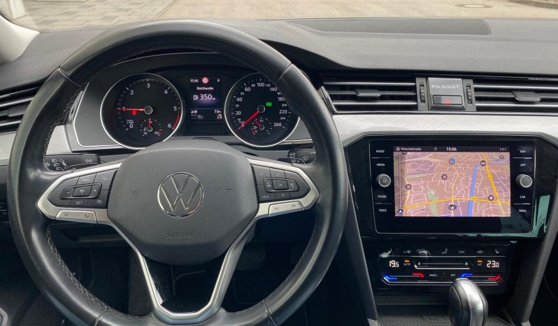 
								Volkswagen Passat Variant 2.0 TDI SCR DSG Business LED*VIRTU*ACC+*Line*R-KAMERA*AHK voll									