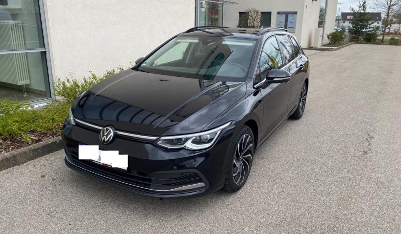 Volkswagen Golf VIII Variant Style 2.0TDI DSG MATRIX*VIRTU*ACC+*AHK*R-Kam